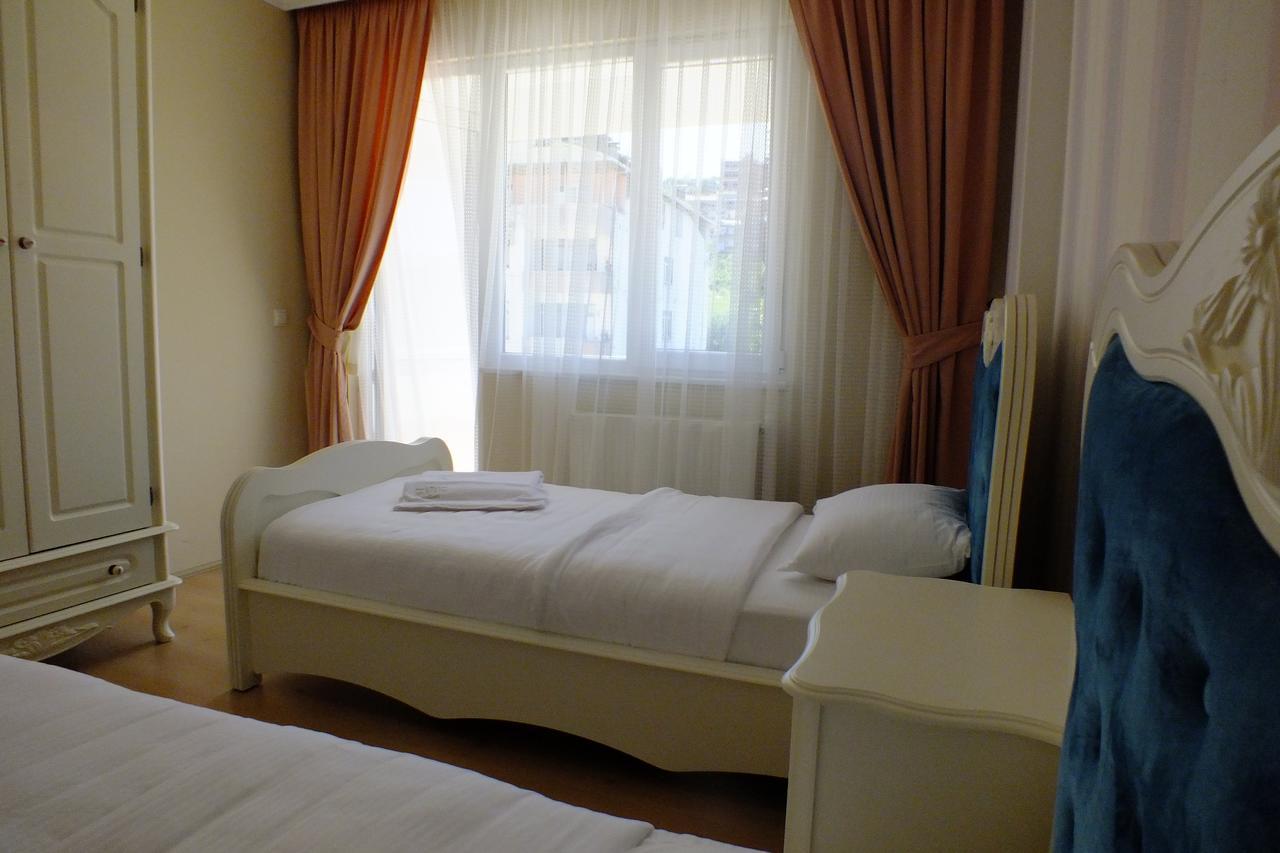 Real King Suite Hotel Trebizonda Exterior foto